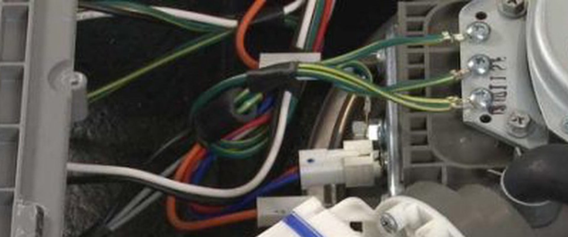 Water Heater Repair In Riverton: Why Appliance Repair Won't Always Cut It