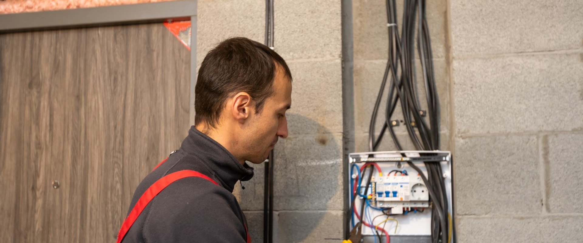 How Electrical Contractors In Fife, UK Can Help Prevent Appliance Repair With Expertise